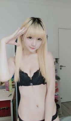 亚洲辣妹嘘嘘撒尿_720手机免费观看完整