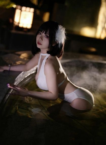 强行伸进她的小内裤疯狂揉摸视频_BD韩语在线观看完整版