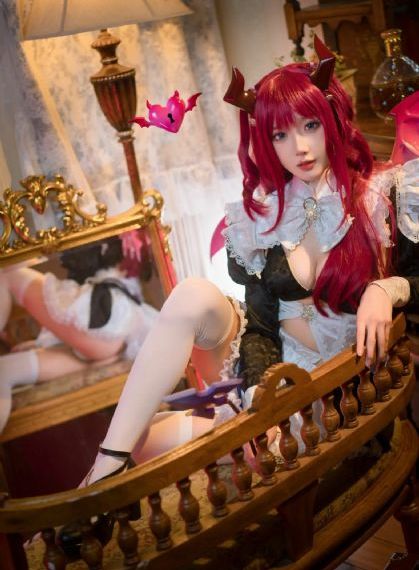 国产1女3男4P精品久久_JVID性感写真
