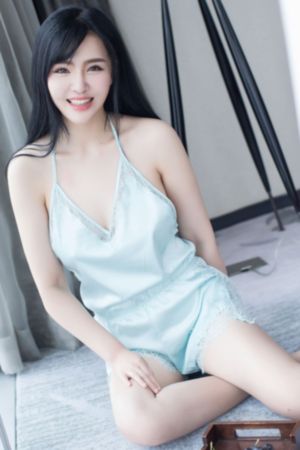 妺妺穿白丝忍不住c了她_剧情片电影完整版