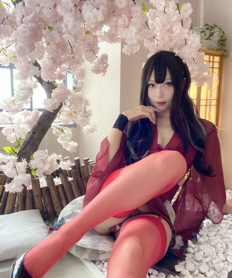 狠狠躁日日躁夜夜躁色蜜粉_4K电影完整版在线观看