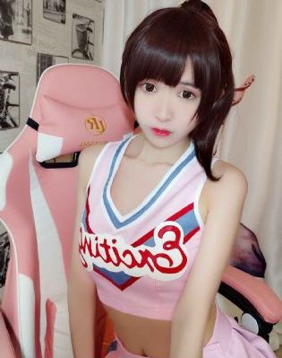 漂亮美人被迫挨c高h_720动漫免费观看